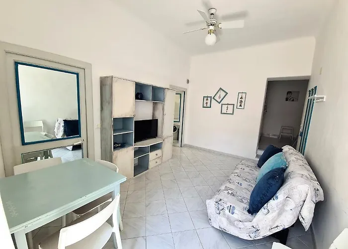 Casa Cici A 50 Mt Dal Mare Nel Budello Di Finale Apartmán