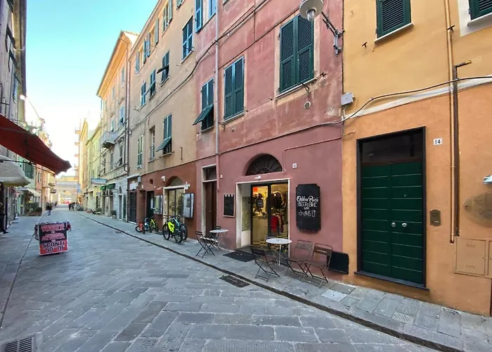 Casa Cici A 50 Mt Dal Mare Nel Budello Di Finale Apartmán *